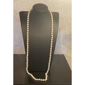 Elegant Vintage Faux Pearl Necklace With Gold-Plated Filigree Clasp